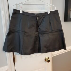 Newport News black leather mini skirt size 14
